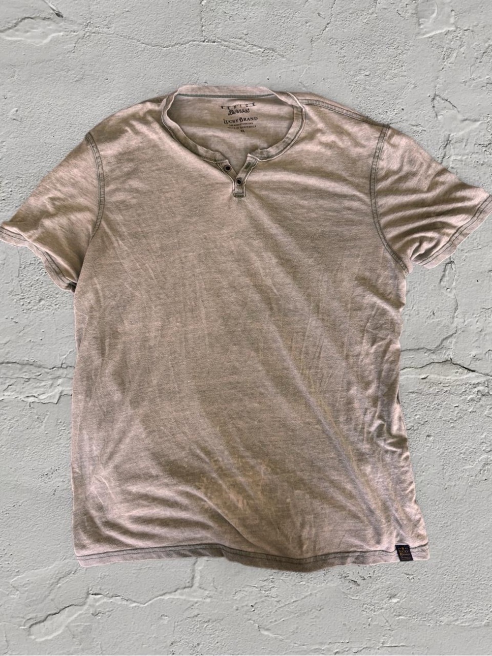 Lucky Brand Men's Short Sleeve Henley Tee in Gray